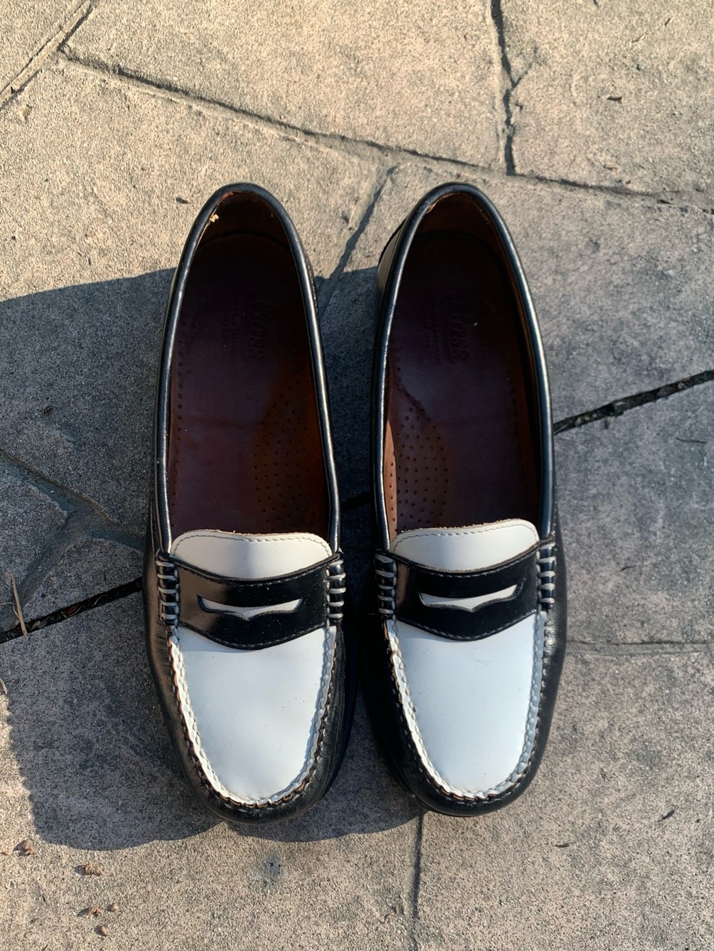 G.H. Bass Black and White Weejun Wayfarer Penny Loafers Size 8 1/2